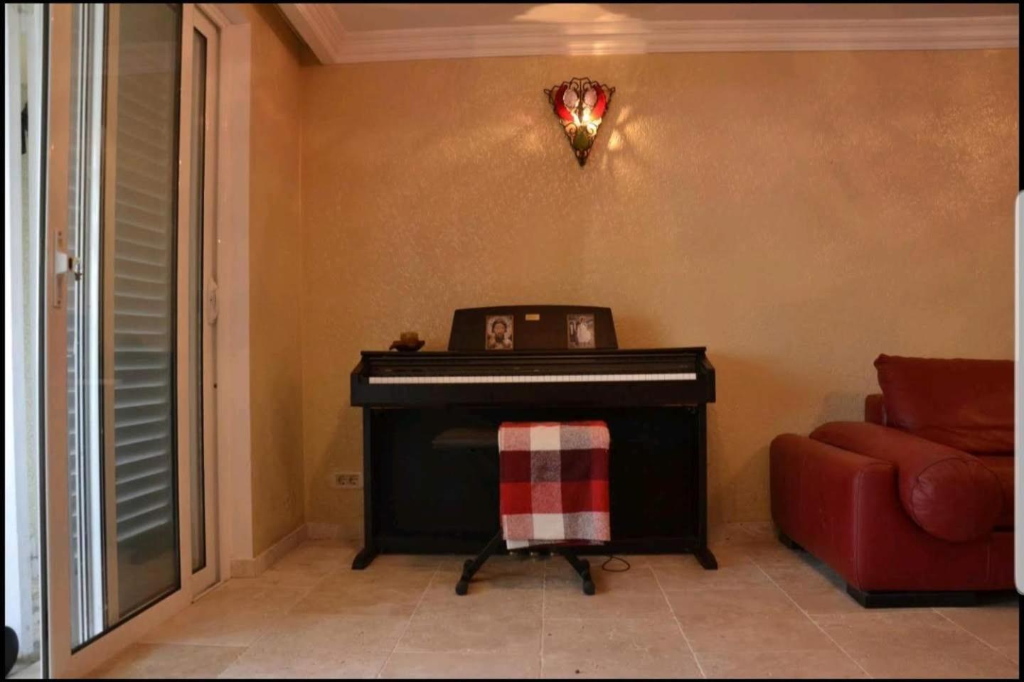 Nerina Apartment Petrovac Екстер'єр фото