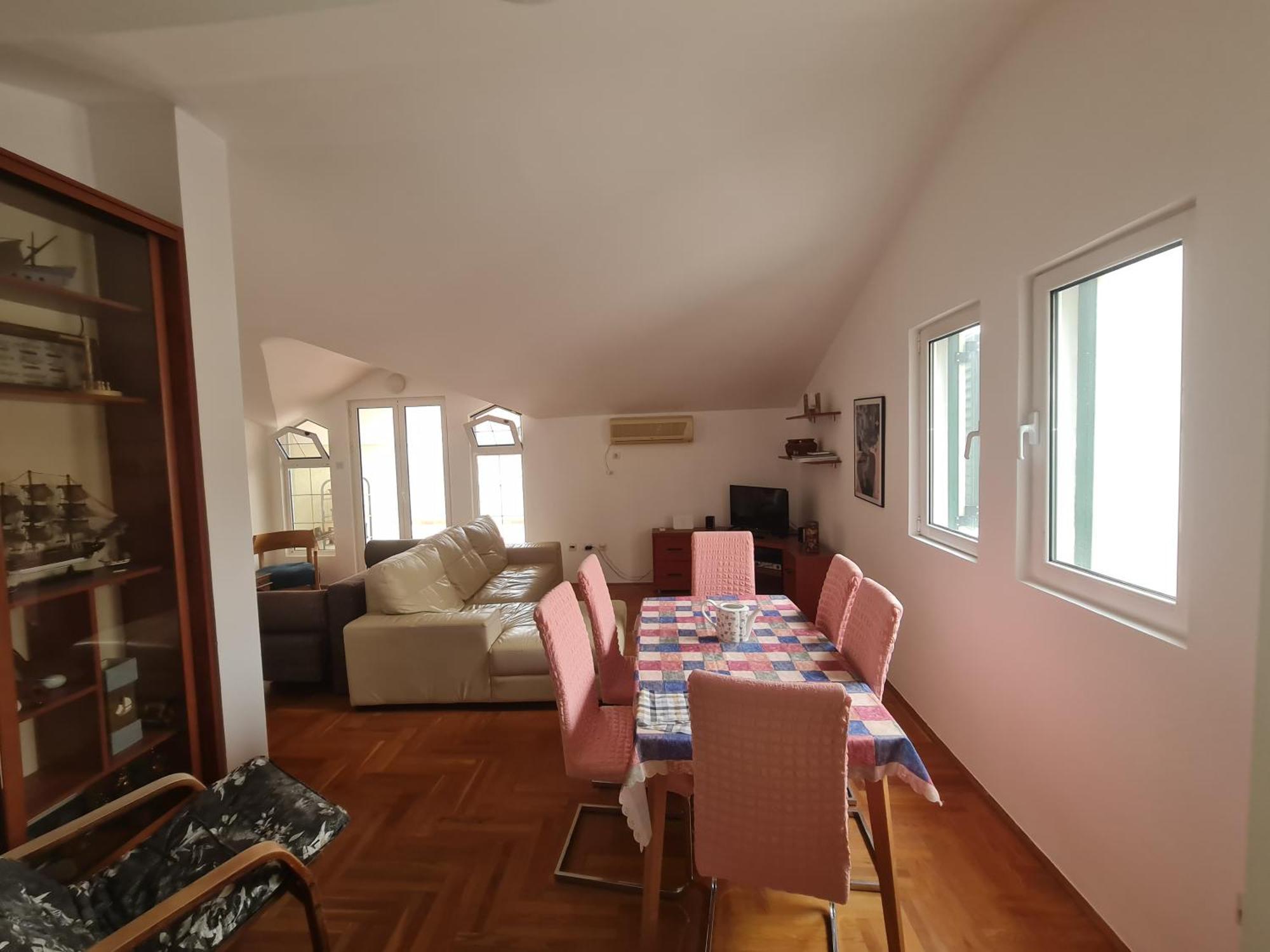 Nerina Apartment Petrovac Екстер'єр фото
