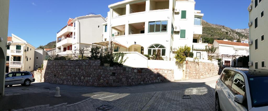Nerina Apartment Petrovac Екстер'єр фото
